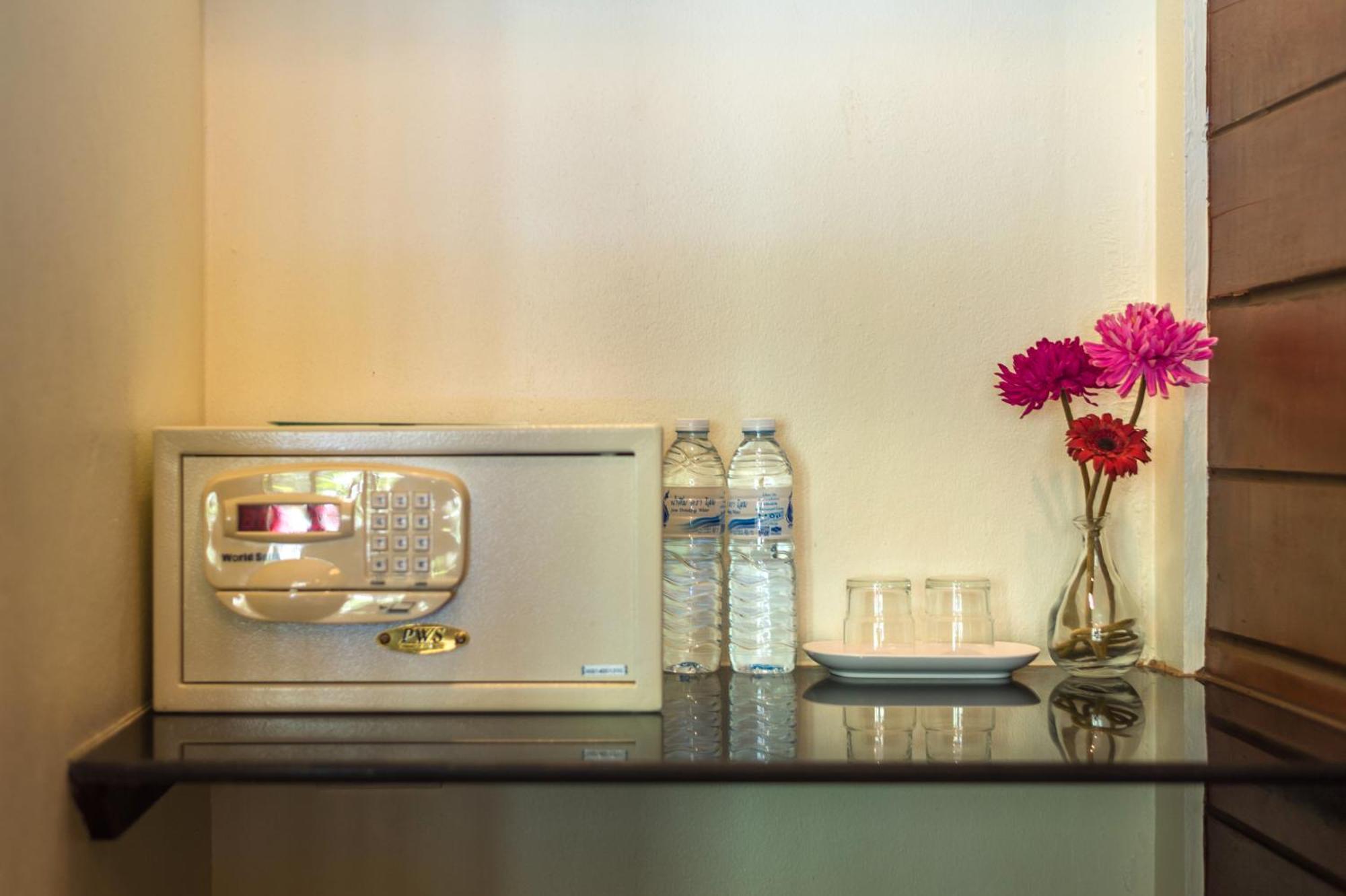 Lanta Thip House By Swiss-Belhotel - Sha Plus Ко-Ланта Екстер'єр фото